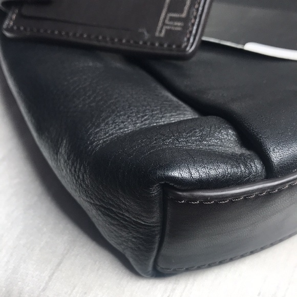 Tumi Oxford Crossbody leather bag NWT - Picture 10 of 12